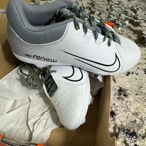Nike Women Hyperdiamond 4 Pro White Gray‎ Cleats Softball NWB/NWOB